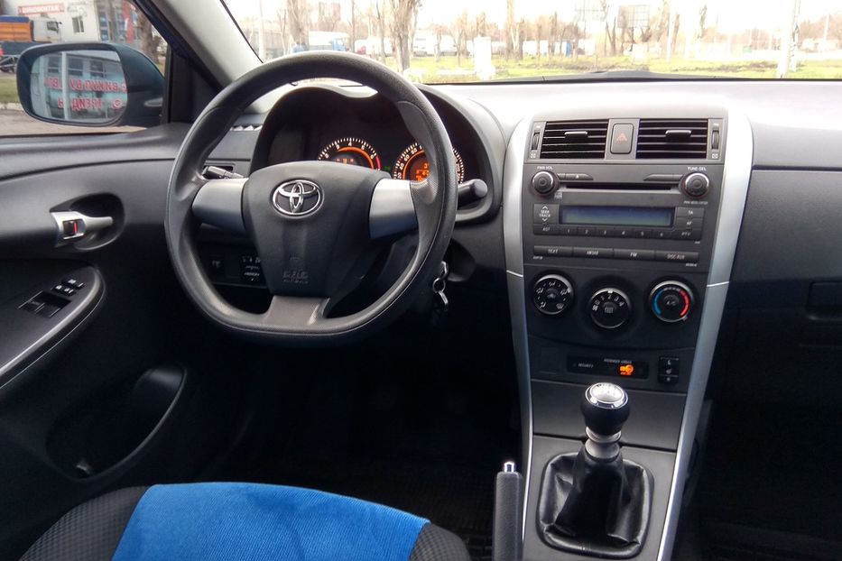 Продам Toyota Corolla Официальный 2011 года в Николаеве