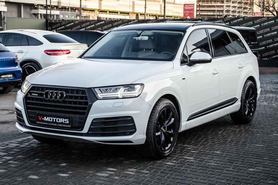 Продам Audi Q7 3.0TDI S-Line 2015 года в Киеве