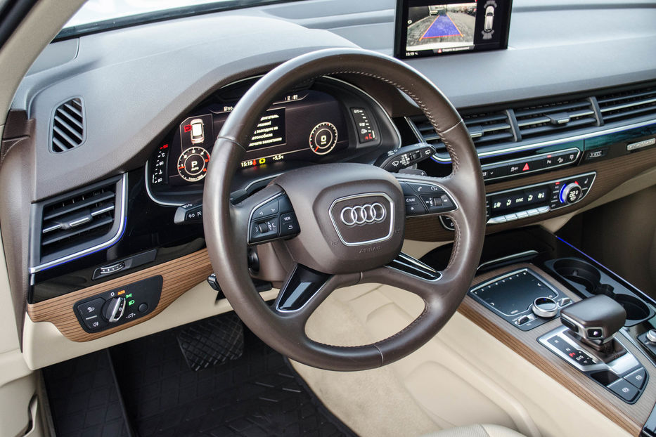 Продам Audi Q7 3.0TDI S-Line 2015 года в Киеве