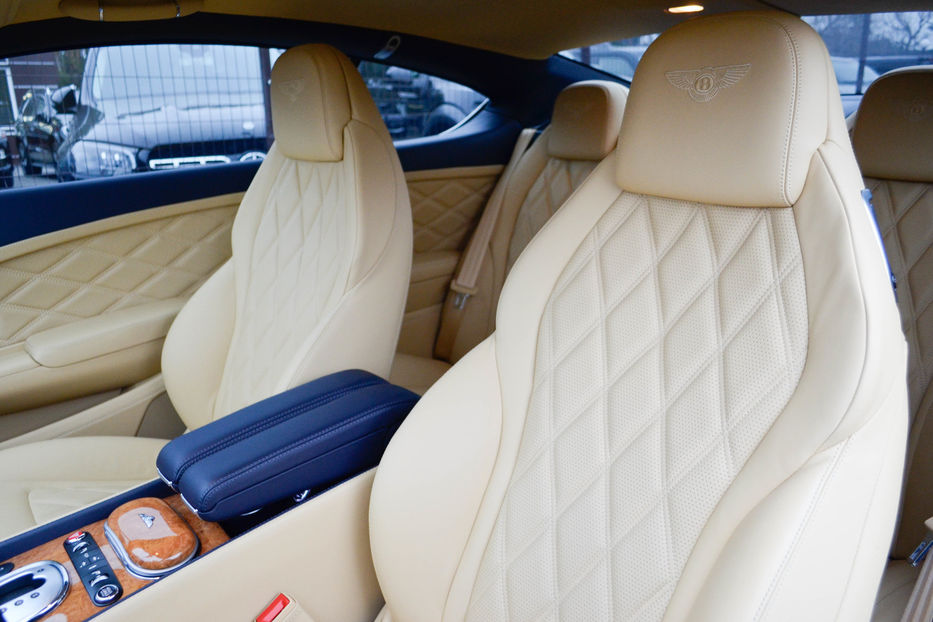 Продам Bentley Continental GT 2012 года в Киеве