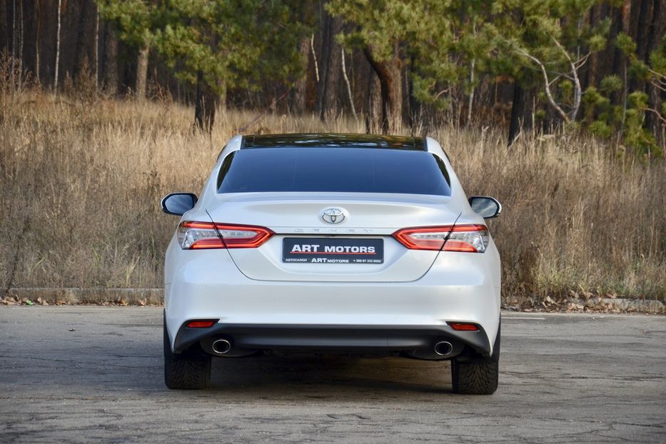 Продам Toyota Camry 2018 года в Киеве
