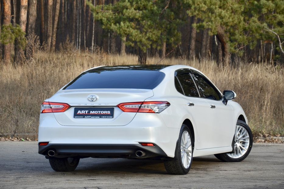 Продам Toyota Camry 2018 года в Киеве