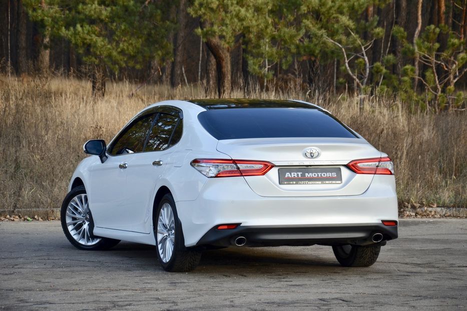 Продам Toyota Camry 2018 года в Киеве