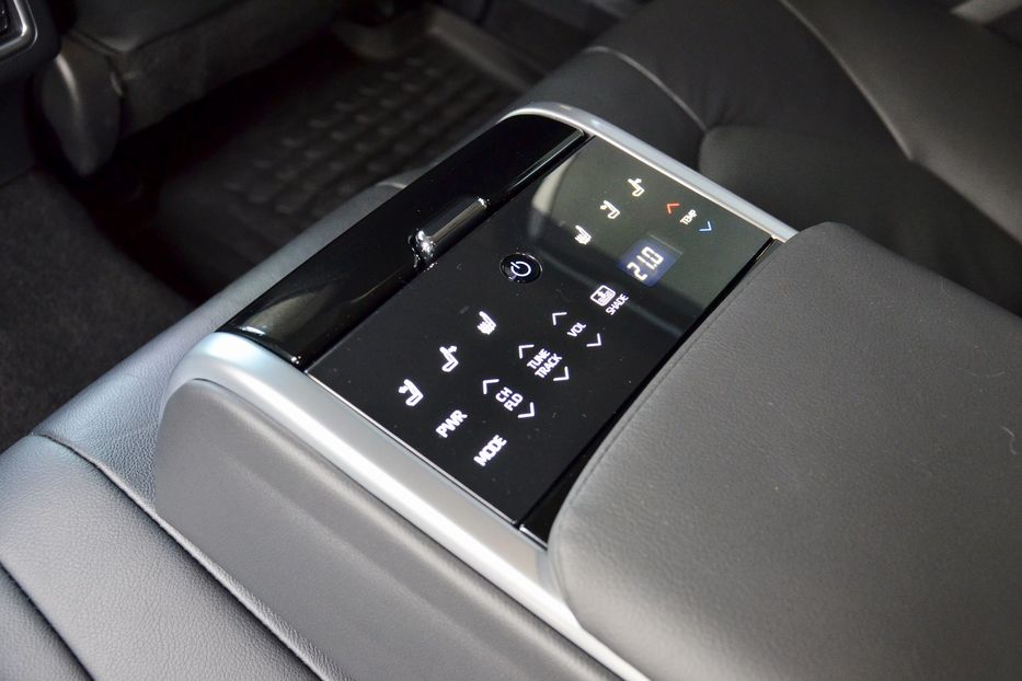 Продам Toyota Camry 2018 года в Киеве