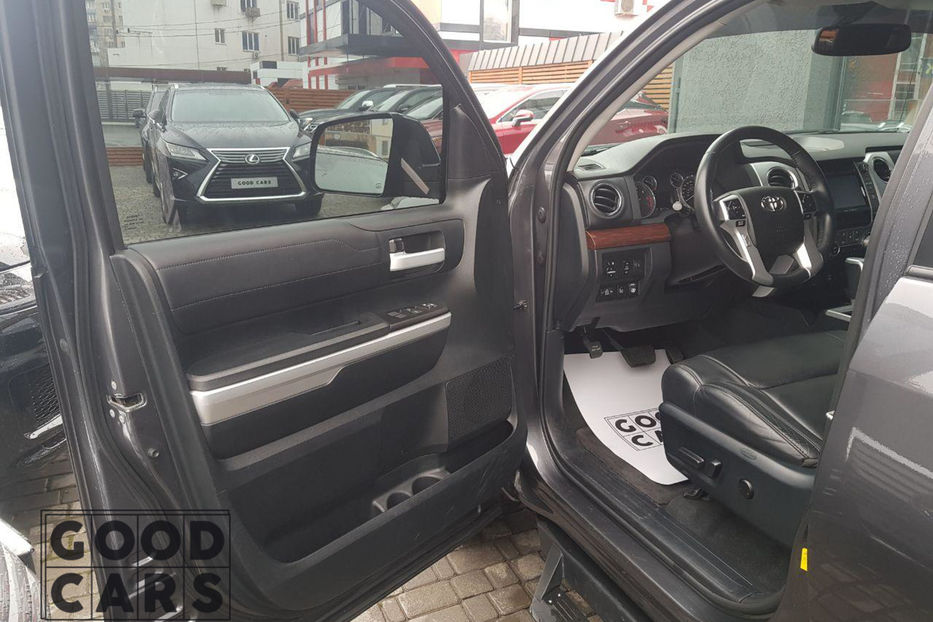 Продам Toyota Tundra Limited 2016 года в Одессе