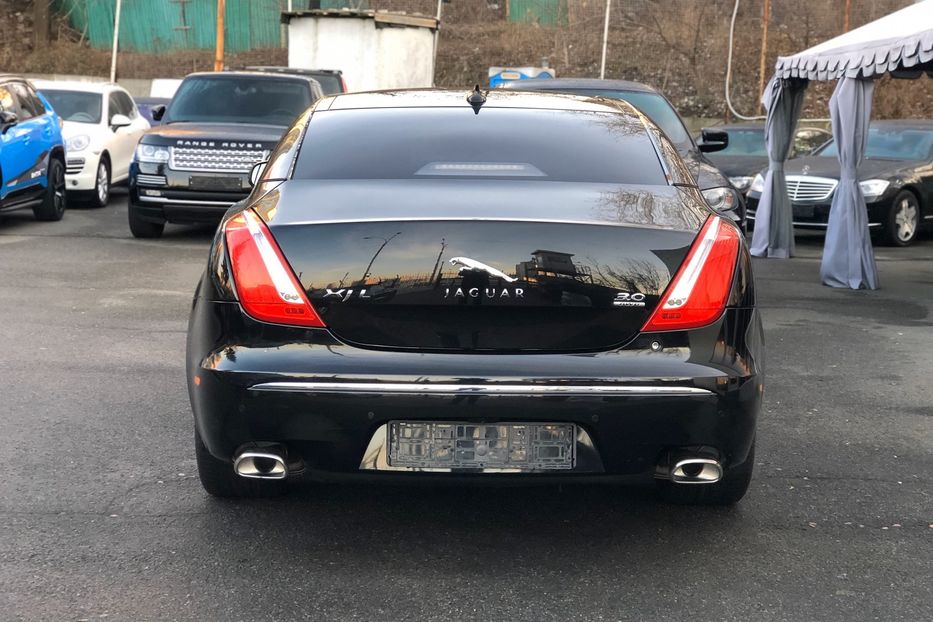 Продам Jaguar XJL AWD 3.0 supercharged 2013 года в Киеве