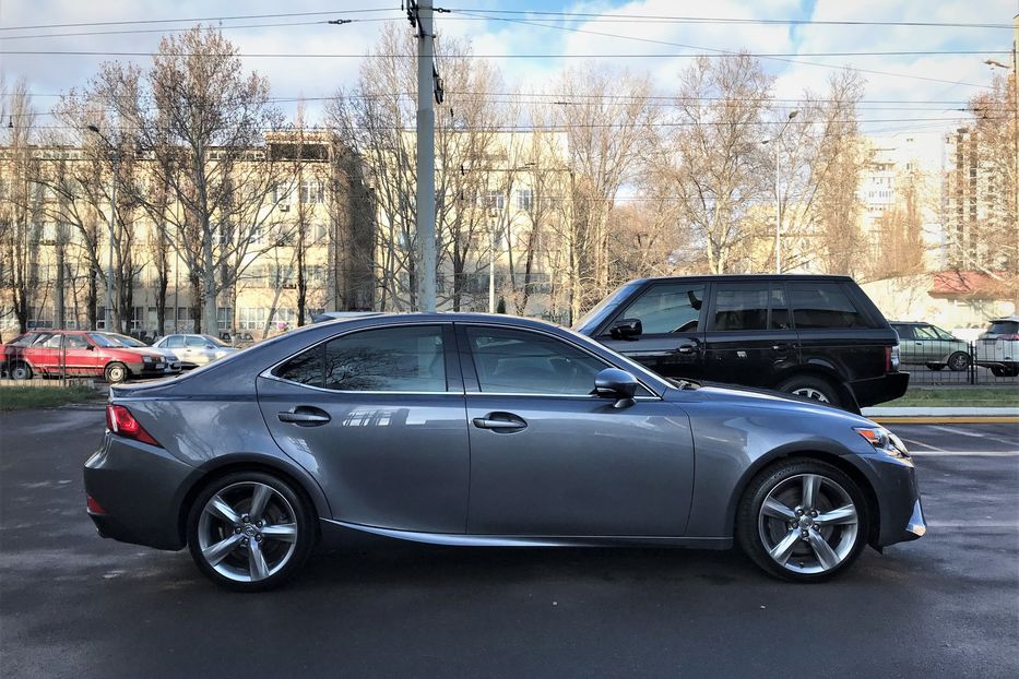 Продам Lexus IS 350 4wd 2013 года в Одессе