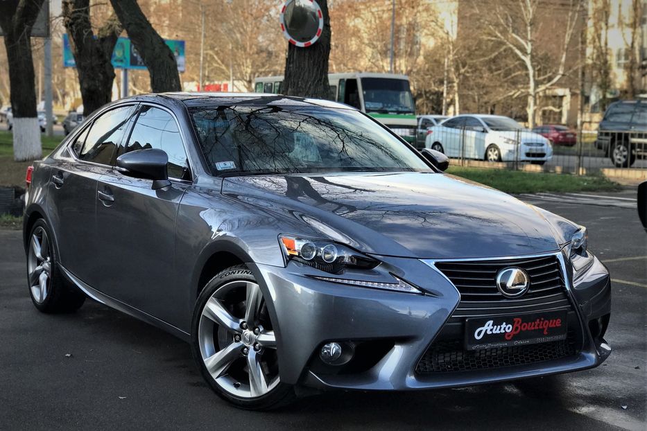 Продам Lexus IS 350 4wd 2013 года в Одессе