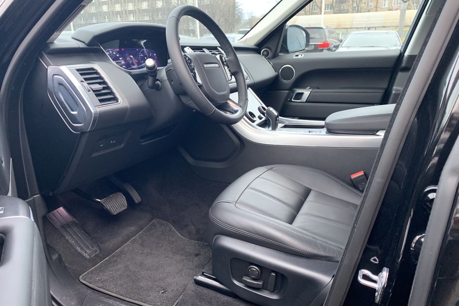 Продам Land Rover Range Rover Sport SE 2019 года в Киеве