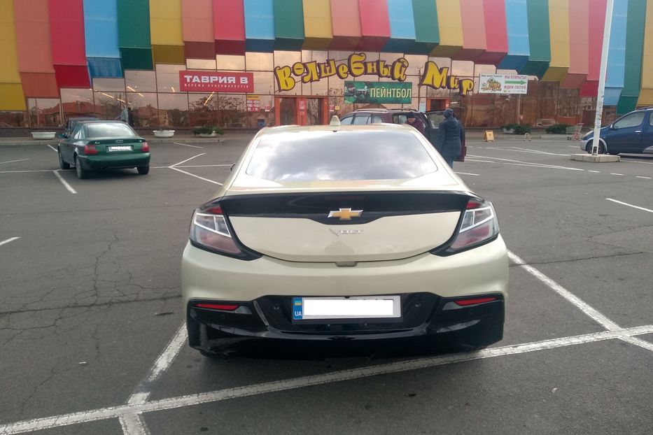 Продам Chevrolet Volt Premier 2017 года в Одессе