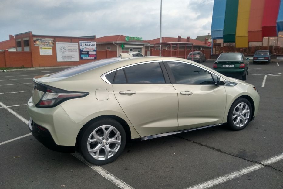 Продам Chevrolet Volt Premier 2017 года в Одессе