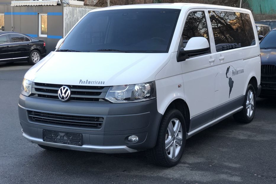 Продам Volkswagen Multivan PanAmericana 2013 года в Киеве