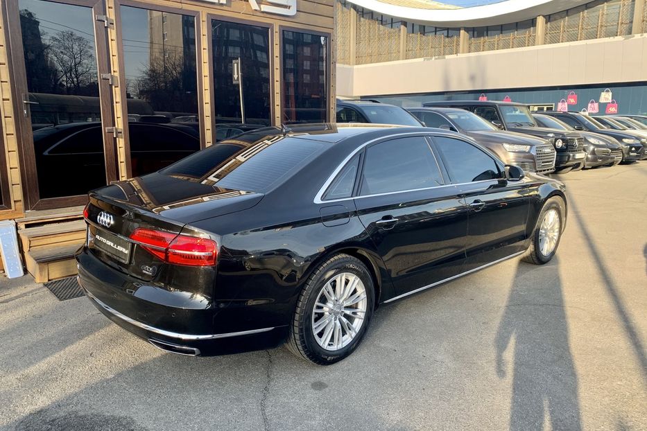 Продам Audi A8 Long 3.0L diesel  2017 года в Киеве