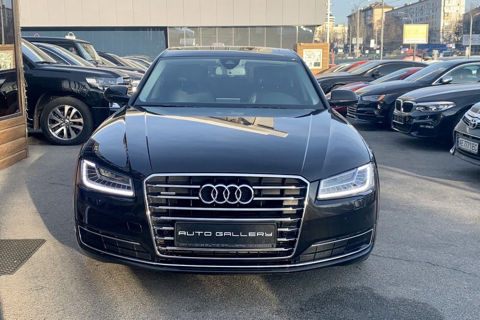 Продам Audi A8 Long 3.0L diesel  2017 года в Киеве