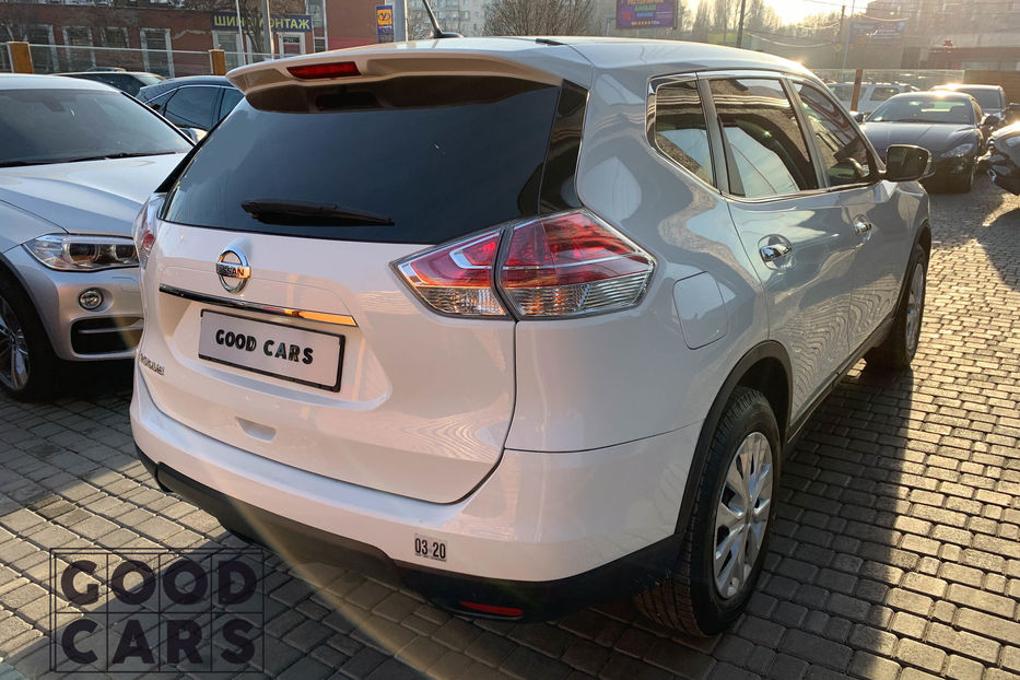 Продам Nissan Rogue S White 2.5L 2015 года в Одессе