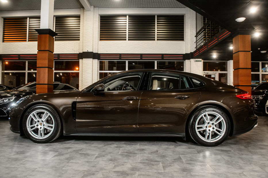 Продам Porsche Panamera 2018 года в Одессе