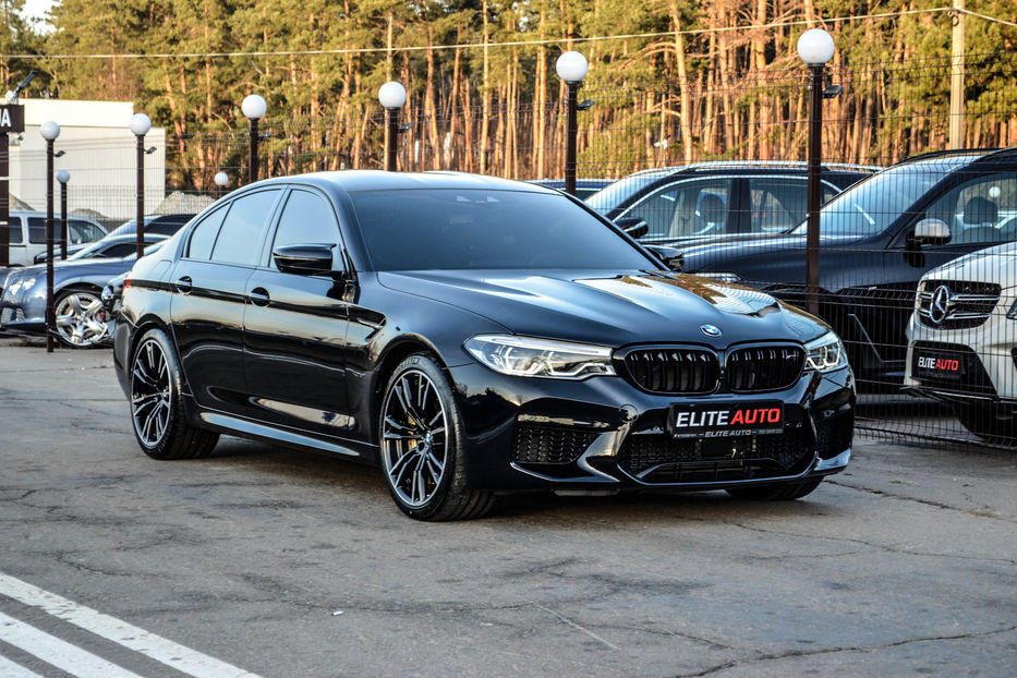 Продам BMW M5 2018 года в Киеве