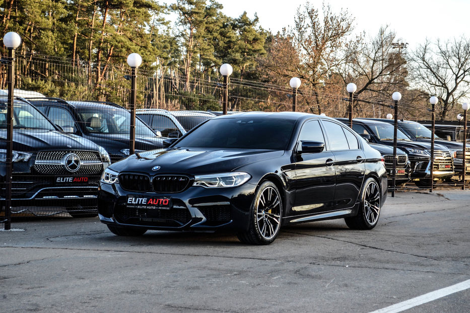 Продам BMW M5 2018 года в Киеве