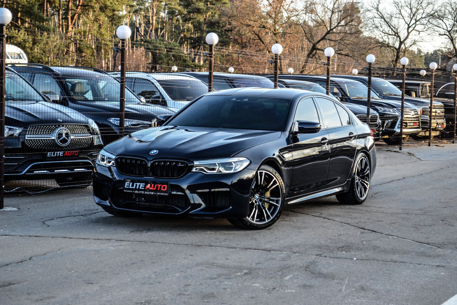 Продам BMW M5 2018 года в Киеве