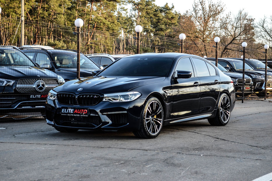 Продам BMW M5 2018 года в Киеве