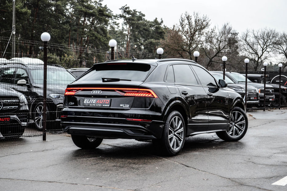 Продам Audi Q8 Disel S-line 2019 года в Киеве