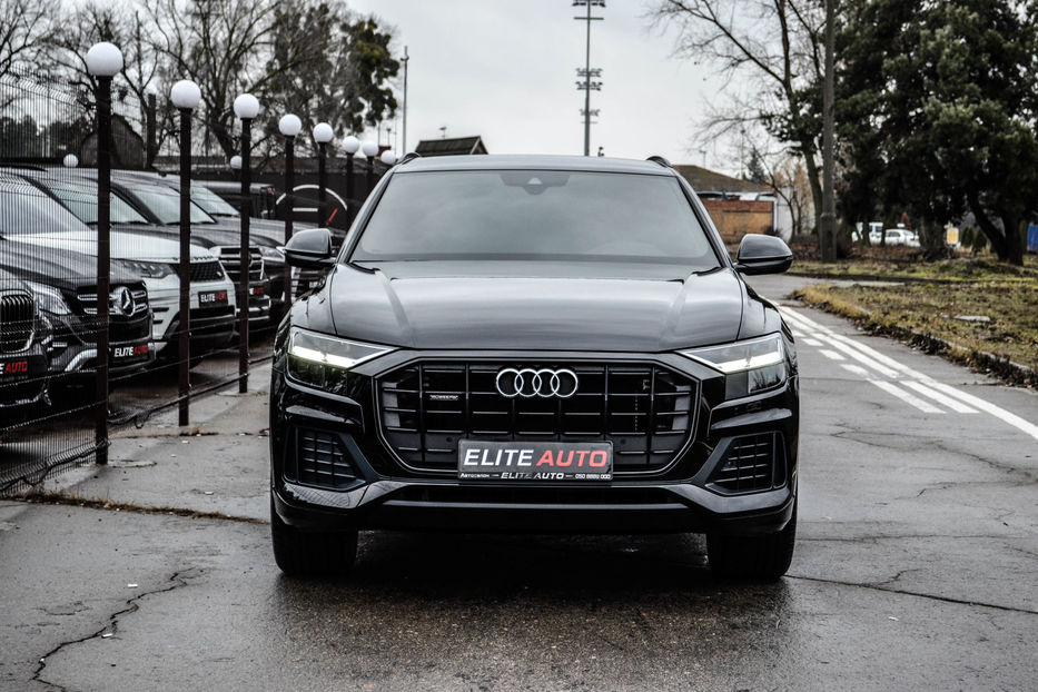 Продам Audi Q8 Disel S-line 2019 года в Киеве