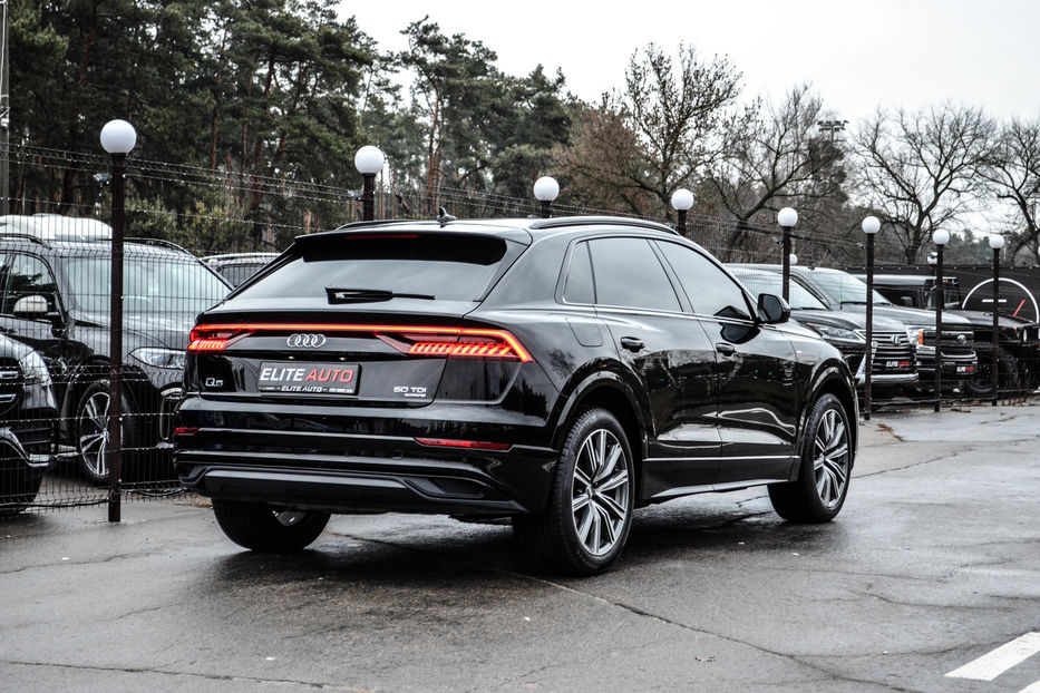 Продам Audi Q8 Disel S-line 2019 года в Киеве