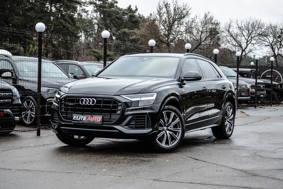 Продам Audi Q8 Disel S-line 2019 года в Киеве