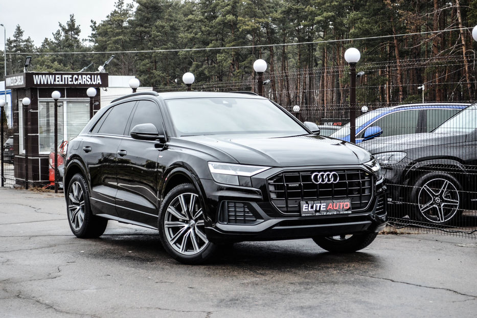 Продам Audi Q8 Disel S-line 2019 года в Киеве