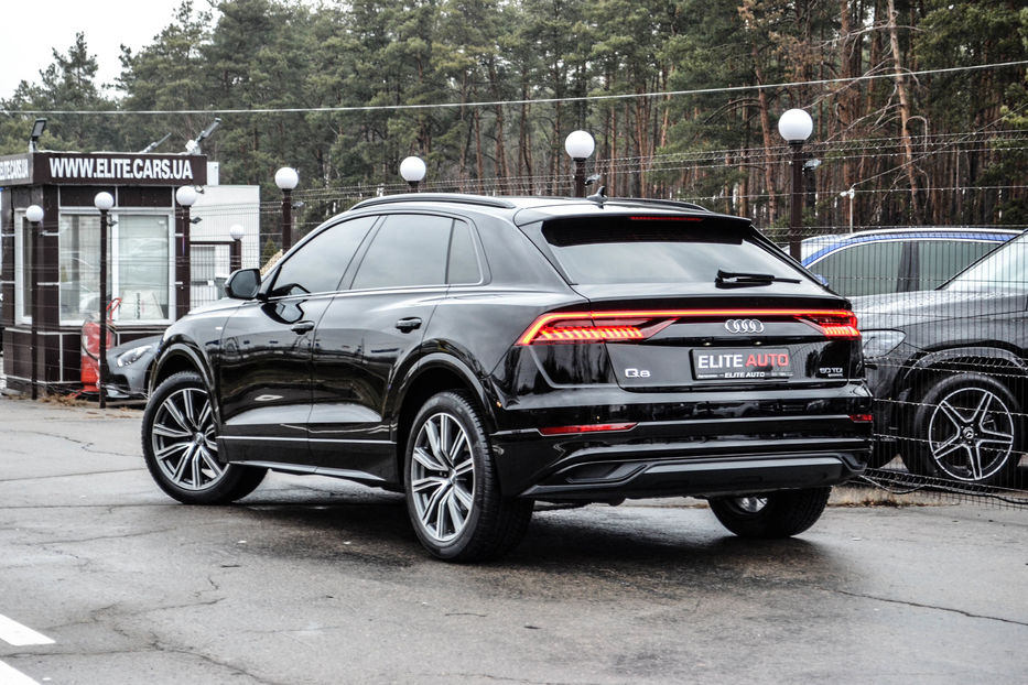 Продам Audi Q8 Disel S-line 2019 года в Киеве