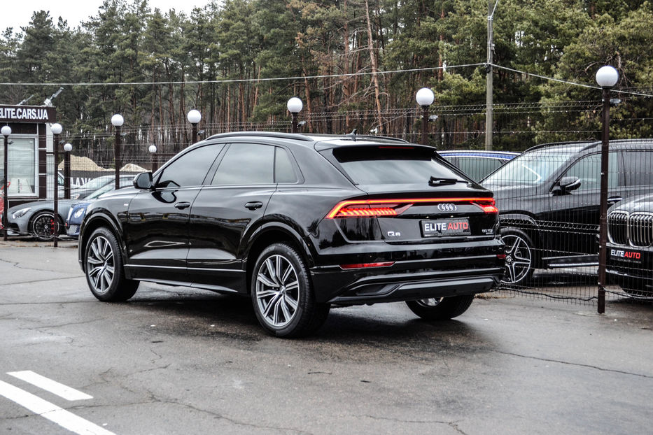 Продам Audi Q8 Disel S-line 2019 года в Киеве