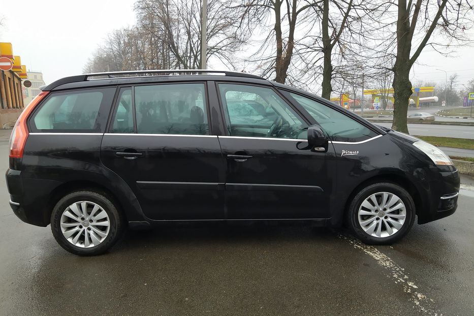 Продам Citroen C4 Picasso Grand 2009 года в Харькове