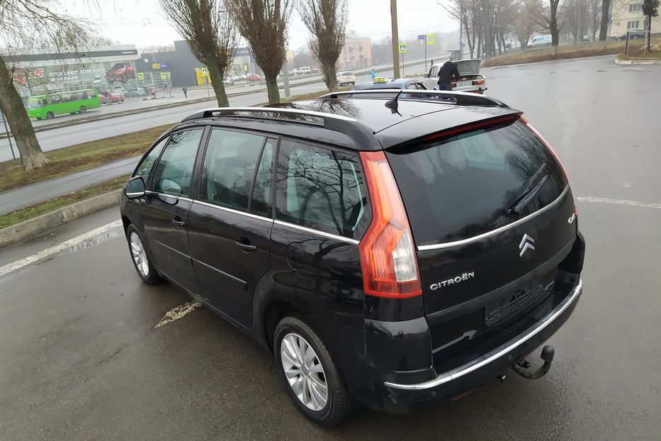 Продам Citroen C4 Picasso Grand 2009 года в Харькове