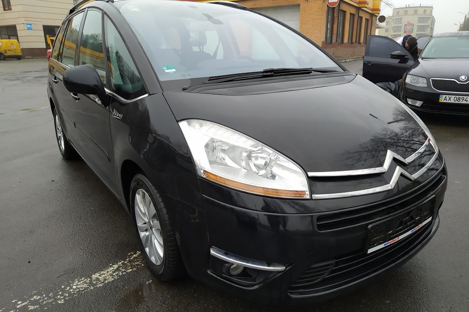 Продам Citroen C4 Picasso Grand 2009 года в Харькове