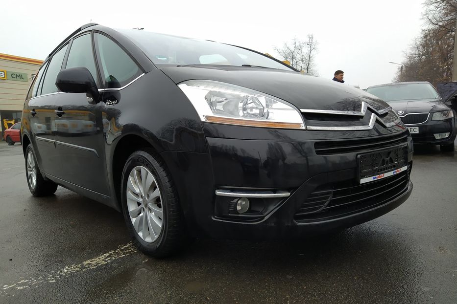 Продам Citroen C4 Picasso Grand 2009 года в Харькове