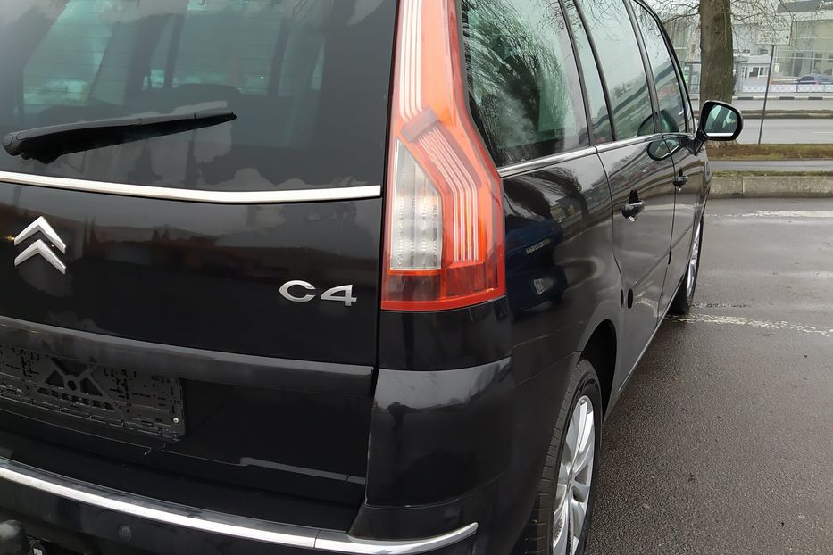 Продам Citroen C4 Picasso Grand 2009 года в Харькове