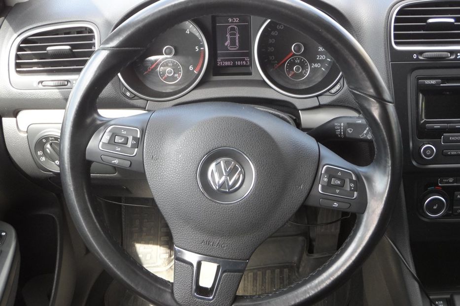 Продам Volkswagen Golf VII 2012 года в Днепре