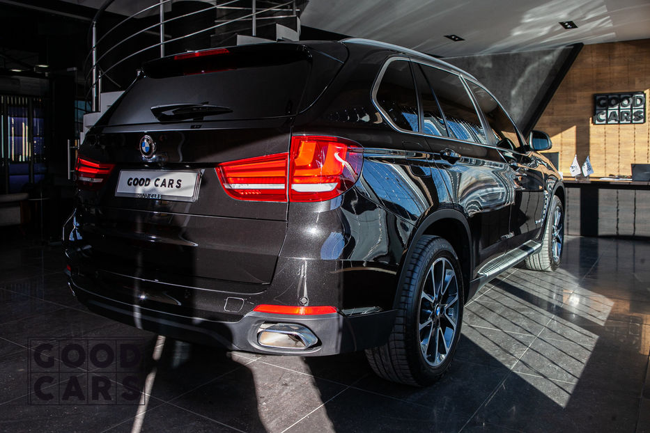 Продам BMW X5 4.0dX Led Adaptive Panorama 2015 года в Одессе