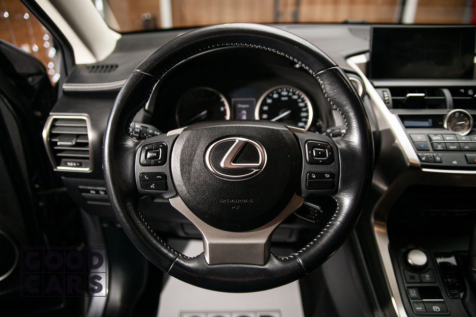 Продам Lexus NX 200 200Т 238л.с. 2015 года в Одессе