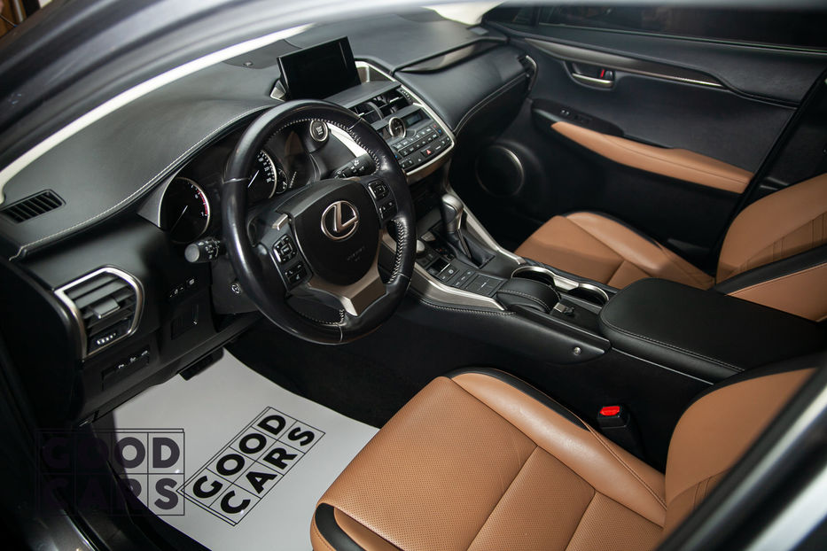 Продам Lexus NX 200 200Т 238л.с. 2015 года в Одессе