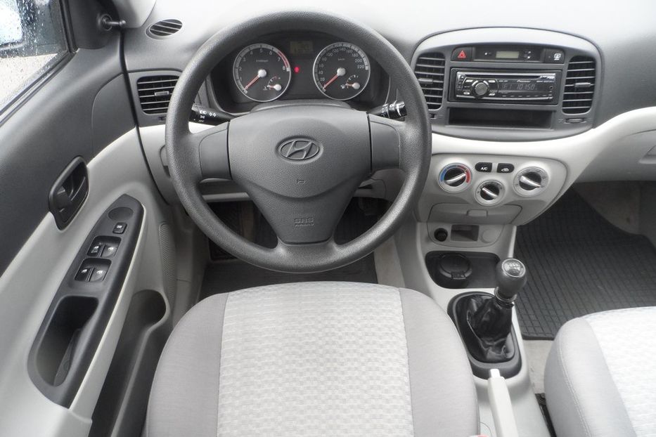 Продам Hyundai Accent  2009 года в Днепре