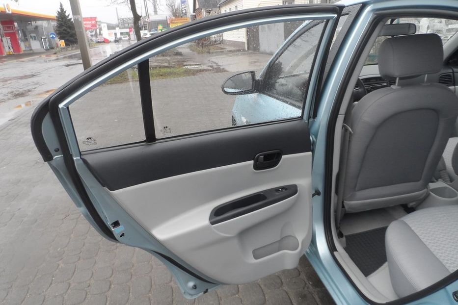 Продам Hyundai Accent  2009 года в Днепре