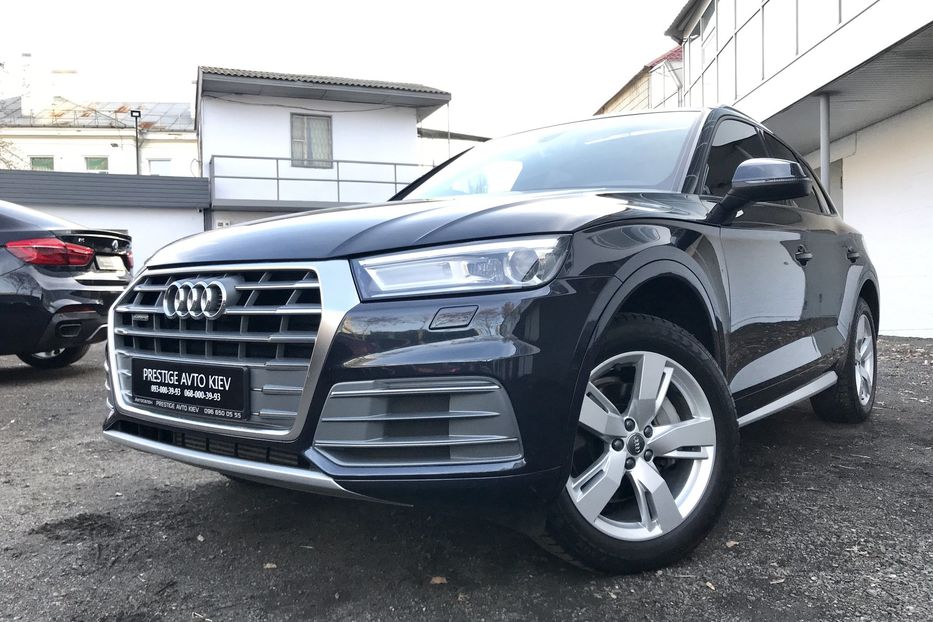 Продам Audi Q5 2.0 T 2018 года в Киеве