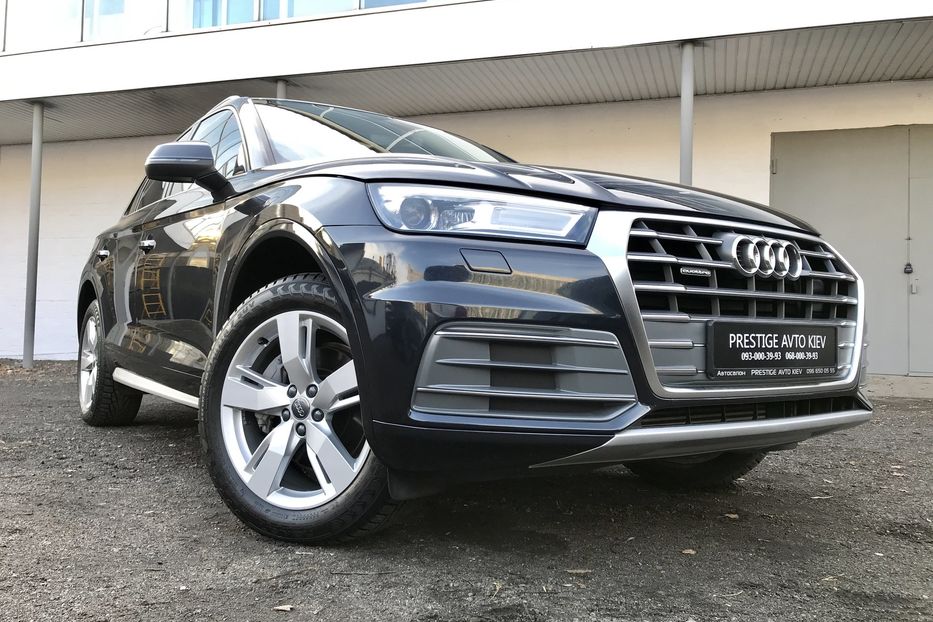 Продам Audi Q5 2.0 T 2018 года в Киеве