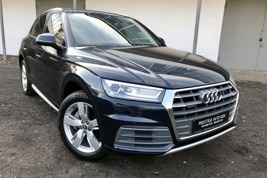 Продам Audi Q5 2.0 T 2018 года в Киеве