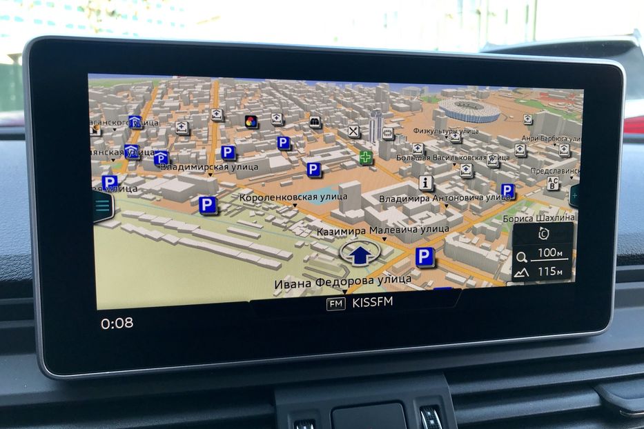Продам Audi Q5 2.0 T 2018 года в Киеве