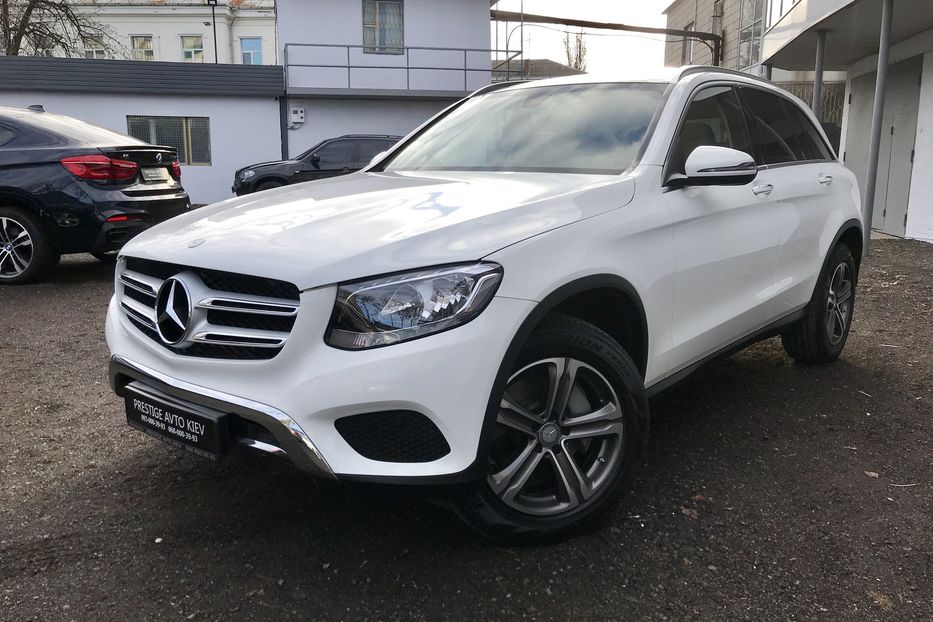 Продам Mercedes-Benz GLC-Class 300 4MATIC 2016 года в Киеве