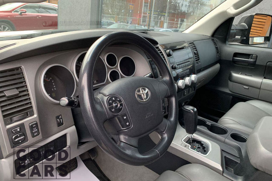 Продам Toyota Tundra 2011 года в Одессе