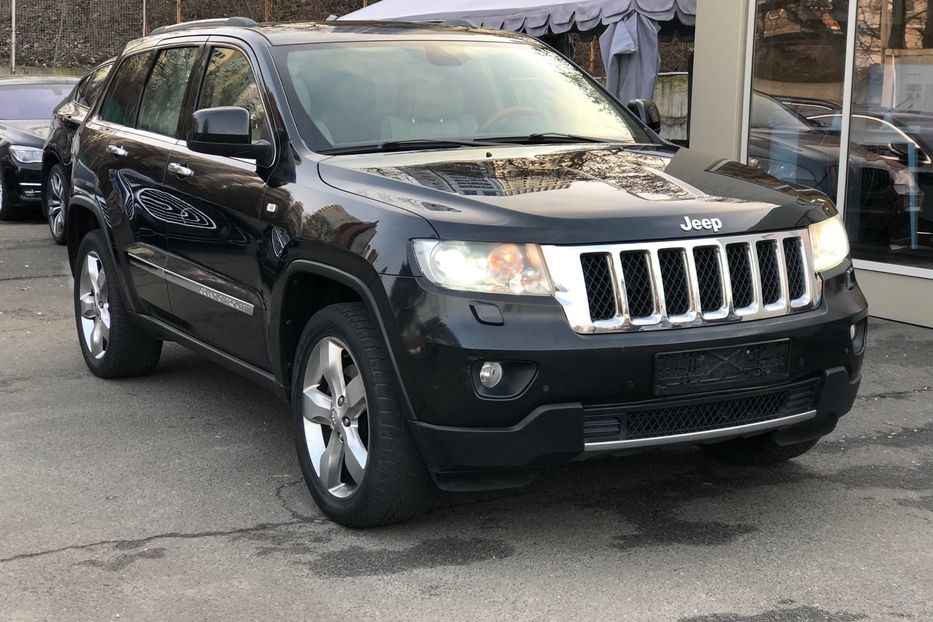 Продам Jeep Grand Cherokee OverLand Официальный 2011 года в Киеве