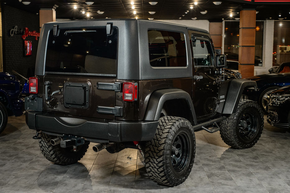 Продам Jeep Wrangler 2013 года в Одессе